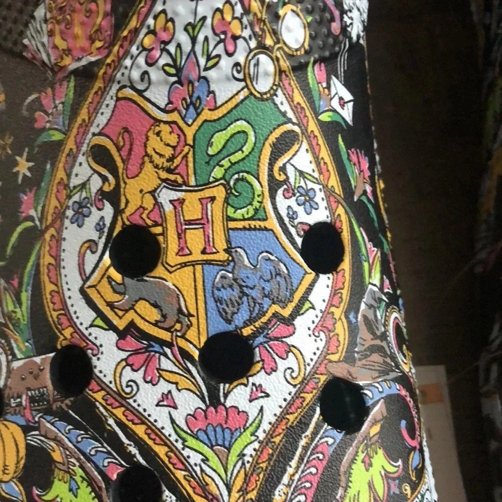 Crocs X Harry Potter X Vera Bradley clogs unisex Men’s Sz 13/Women’s Sz 15 New - Picture 3 of 9